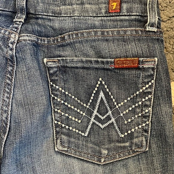 7 For All Mankind flare A-pocket jeans. - Picture 5 of 6